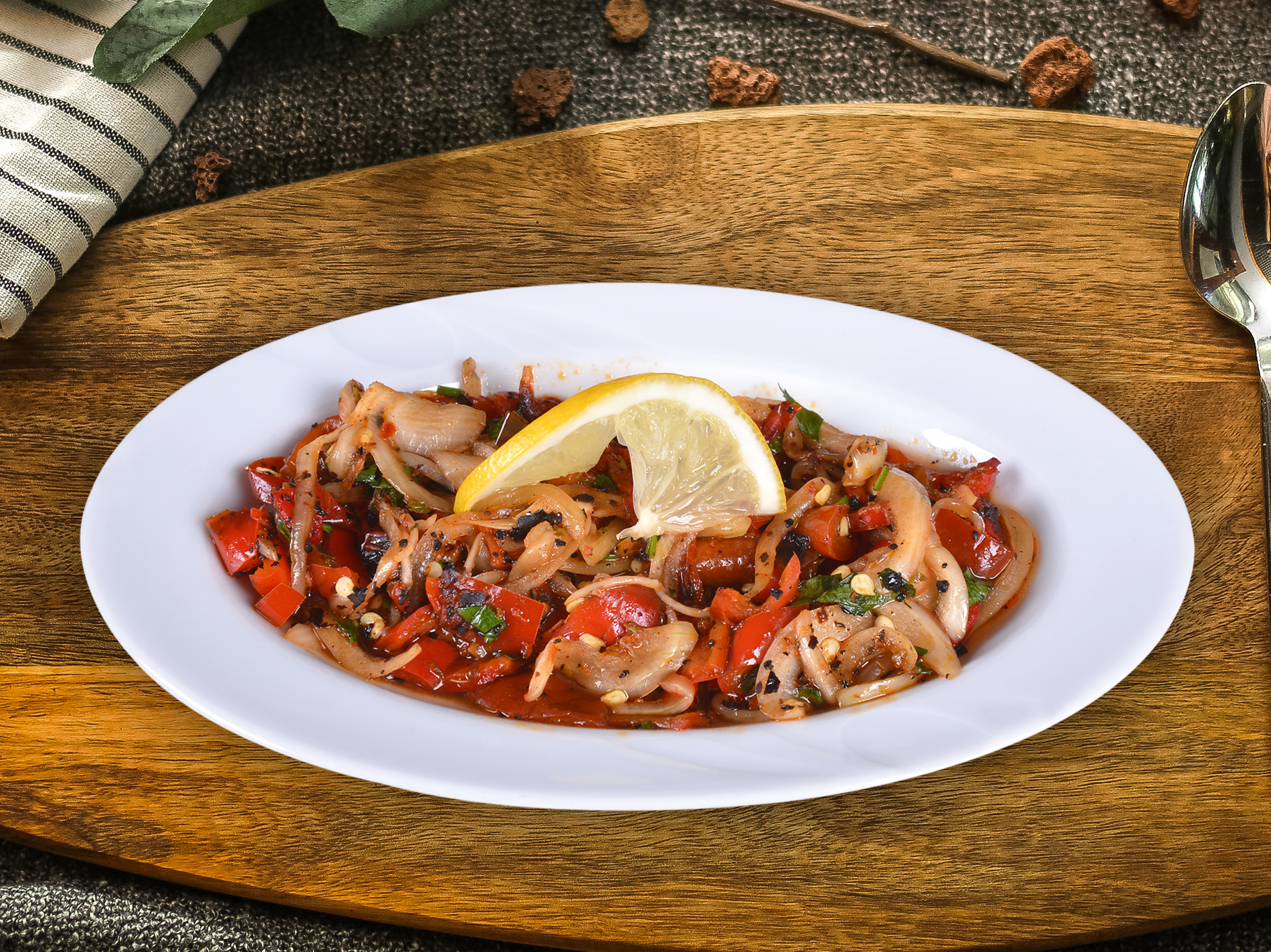 Roasted red pepper salad