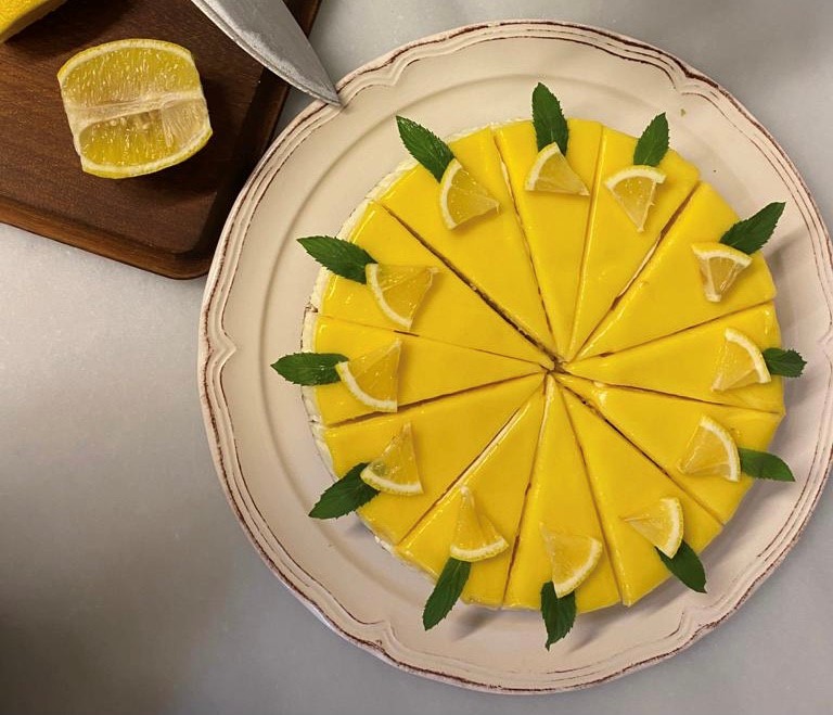 Lemon cheesecake