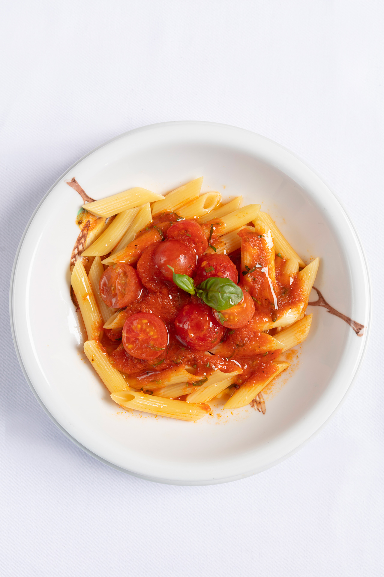 Penne with tomato sauce